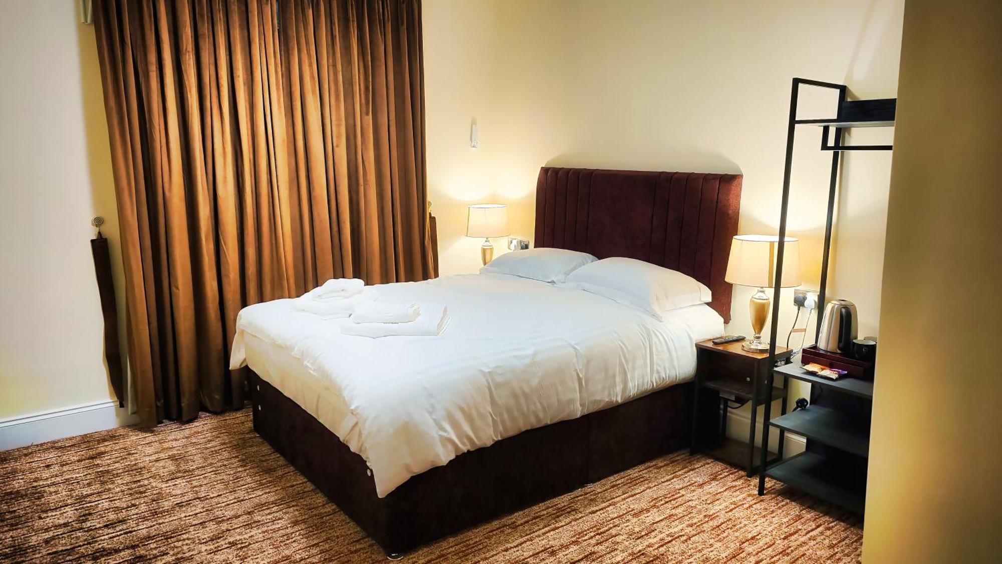Carlton Hotel เวย์มัธ ภายนอก รูปภาพ